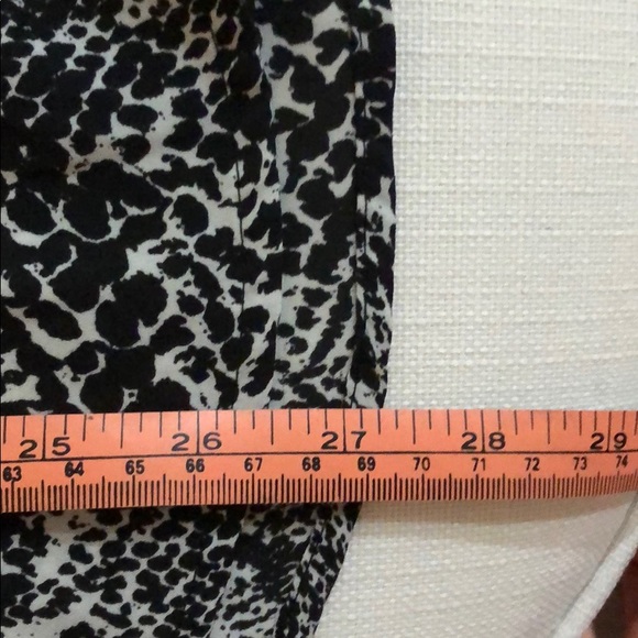 SNAKE PRINT BLOUSE - Picture 8 of 9